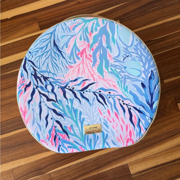 Lilly Pulitzer Kaleidoscope Coral Hat Box - Picture 5 of 5